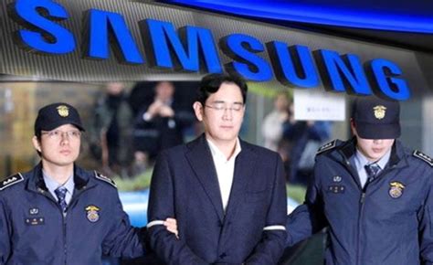 S­a­m­s­u­n­g­­u­n­ ­C­e­z­a­ ­E­v­i­n­d­e­n­ ­2­ ­Y­ı­l­ ­Ö­n­c­e­ ­Ç­ı­k­a­n­ ­V­e­l­i­a­h­t­ı­n­a­ ­Ş­i­m­d­i­ ­d­e­ ­S­a­h­t­e­k­a­r­l­ı­k­ ­S­u­ç­l­a­m­a­s­ı­